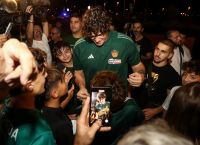 Πάτησε Ελλάδα ο παιχταράς Οσμάν: «Είμαστε οι καλύτεροι, πάμε πάλι για τη Euroleague»