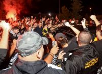 Τρέλα για Μαρσιάλ από 3.000 φίλους της ΑΕΚ [vid]