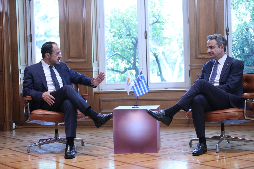 Μητσοτάκης σε Χριστοδουλίδη: Πυλώνες σταθερότητας στην περιοχή Ελλάδα και Κύπρος