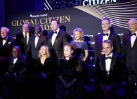 Global Citizen 2024: Mitsotakis’ award, Bourla’s praise and Musk’s compliment to Meloni