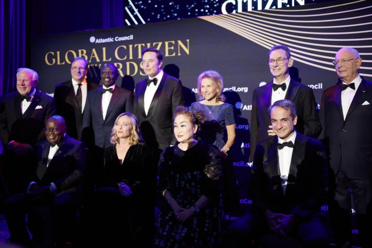Global Citizen 2024: Mitsotakis’ award, Bourla’s praise and Musk’s compliment to Meloni