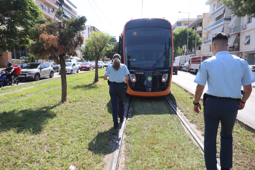 Τραμ παρέσυρε ανήλικο με πατίνι στη Νέα Σμύρνη – Μεταφέρθηκε στο νοσοκομείο