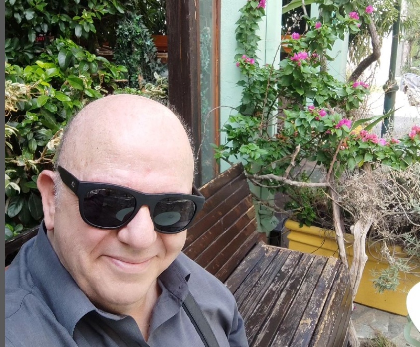 Νίκος Μουρατίδης: «Ο Μάνος Χατζηδάκις με είχε βρίσει» – Τι είπε για τον Μίκη Θεοδωράκη