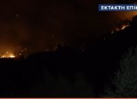 Ολονύχτια η μάχη με τις φλόγες στο Ξυλόκαστρο: Εκκενώθηκαν χωριά, μηνύματα του 112