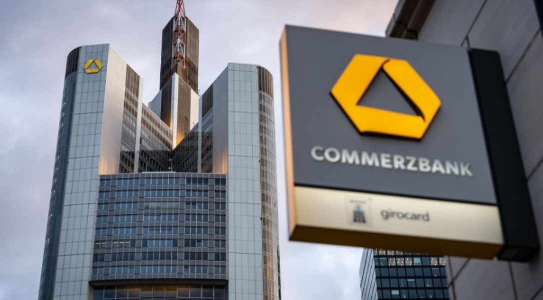 Commerzbank: Τι σημαίνει για τον τραπεζικό κλάδο η εξαγορά από τη UniCredit