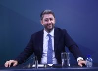 Androulakis calls on 300,000 PASOK voters to show up for second round Androulakis calls on 300,000 PASOK voters to show up for second round