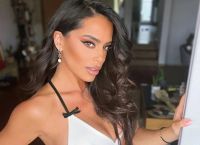 Μαρία Αντωνά: Άκρως καλοκαιρινή! «Έριξε» το Instagram με καυτό σορτσάκι και ψηλοτάκουνα πέδιλα Μαρία Αντωνά: Άκρως καλοκαιρινή! «Έριξε» το Instagram με καυτό σορτσάκι και ψηλοτάκουνα πέδιλα