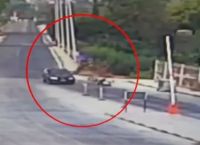 Πώς έγινε το επεισόδιο με τον Έλληνα οδηγό στα σύνορα – Η στιγμή που παρασύρει τούρκο μοτοσικλετιστή