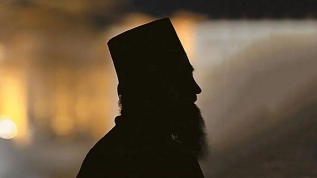 Χανιά: Ιερέας κατηγορείται πως κακοποιούσε 50 χρόνια τη σύζυγό του -Το ημερολόγιο της φρίκης