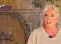 Δήμητρα Λιάνη Παπανδρέου: Ζω με έναν μισθό 1400 ευρώ και έναν καλό φίλο! [vid]