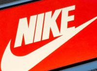 Η Nike “καρατόμησε” τον CEO της, John Donahoe – Στη θέση του ο βετεράνος Elliott Hill