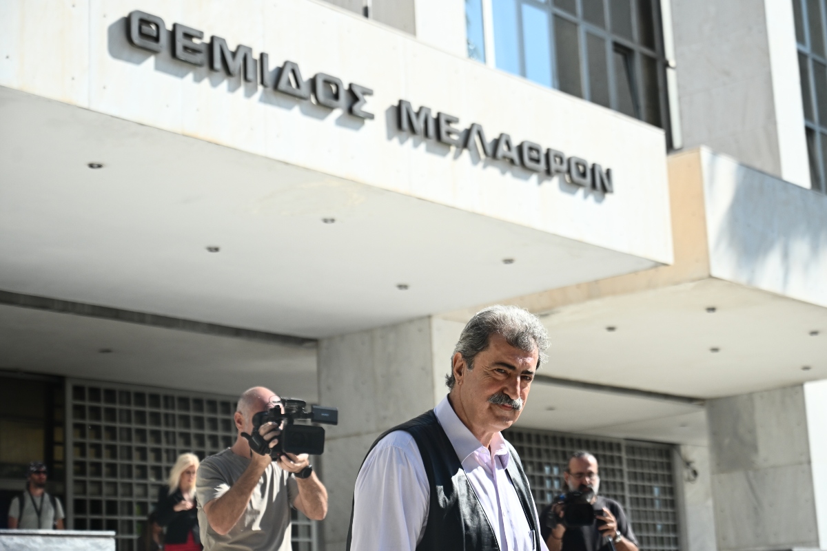 Πολάκης για Λινού: Πρέπει να έχει εμπλακεί σε διασπάθιση δημοσίου χρήματος άνω των 5 εκατ. ευρώ