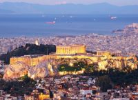 Κομισιόν: Θετική προκαταρκτική αξιολόγηση για το 4ο αίτημα εκταμίευσης του Ταμείου Ανάκαμψης