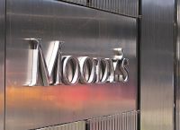 Moody’s: Οι αντίρροπες δυνάμεις για τις ελληνικές τράπεζες