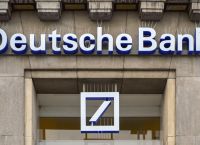 Deutsche Bank: Μην υποτιμάτε την πιθανότητα νέου σοκ στον πληθωρισμό