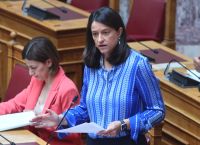 Κεραμέως: “Παράθυρο” για χριστουγεννιάτικο μποναμά σε χαμηλοσυνταξιούχους