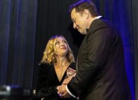 Politico: Love is in the air για Μασκ και Μελόνι