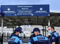 taz: Κως, η τρομακτική αίθουσα αναμονής της Ευρώπης