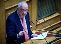 Ν. Κακλαμάνης: Επί της αρχής δεν είμαι υπέρ των διαγραφών