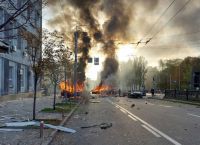 Νέα επιδρομή της Ρωσίας στo Κίεβο με δεκάδες πυραύλους