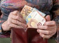 Συντάξεις Δεκεμβρίου: Νωρίτερα η πληρωμή – Δείτε τις ημερομηνίες Συντάξεις Δεκεμβρίου: Νωρίτερα η πληρωμή – Δείτε τις ημερομηνίες