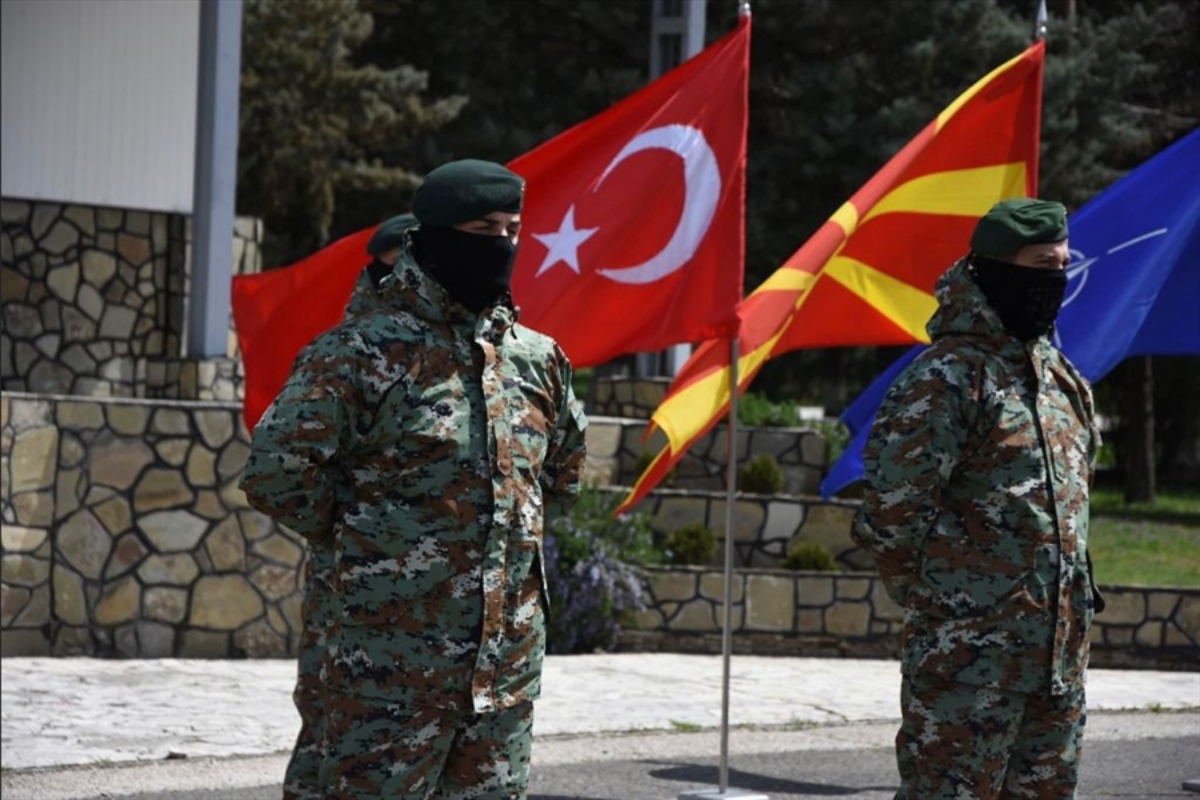 Η Τουρκία αυξάνει τις κοινές ασκήσεις με τη Β. Μακεδονία και ενισχύει την στρατιωτική συνεργασία