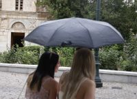 Φθινοπώριασε: Άστατος ο καιρός με κατά τόπους ισχυρές βροχές και καταιγίδες
