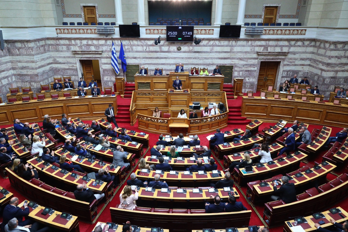 Βουλή: Το πρωί η ψήφιση του νομοσχεδίου για τη διαχείριση αποβλήτων