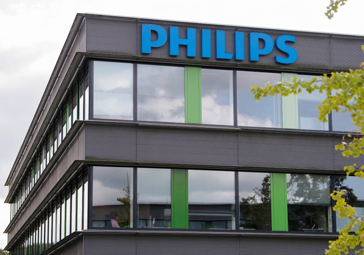 Philips: Μειώνει τον στόχο πωλήσεων – Βουτιά πάνω από 15% για τη μετοχή