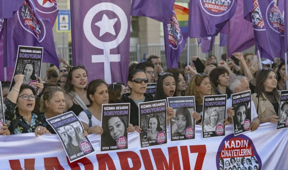 Οργή για την απραξία του Ερντογάν για τη βία και τις αυξημένες γυναικοκτονίες