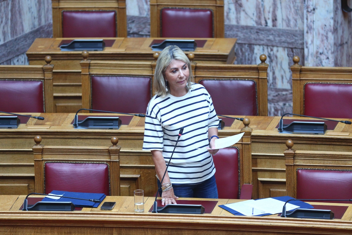 Ζέττα Μακρή: 10.000 µόνιµοι διορισµοί εκπαιδευτικών και το 2025