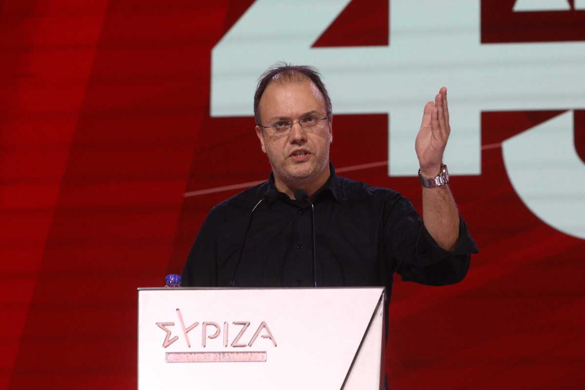 Θεοχαρόπουλος κατά Κασσελάκη: Πρέπει να δεχθεί ότι είναι έκπτωτος