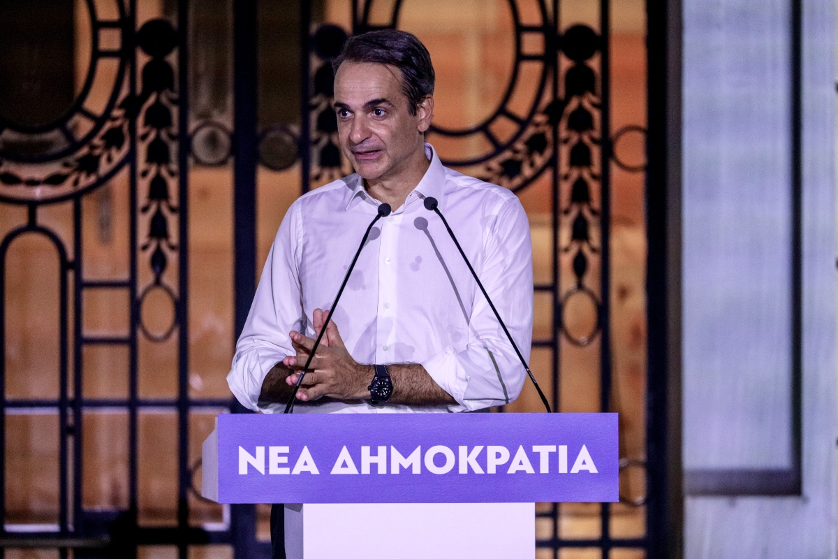 Τα μηνύματα Μητσοτάκη στους Καραμανλή – Σαμαρά