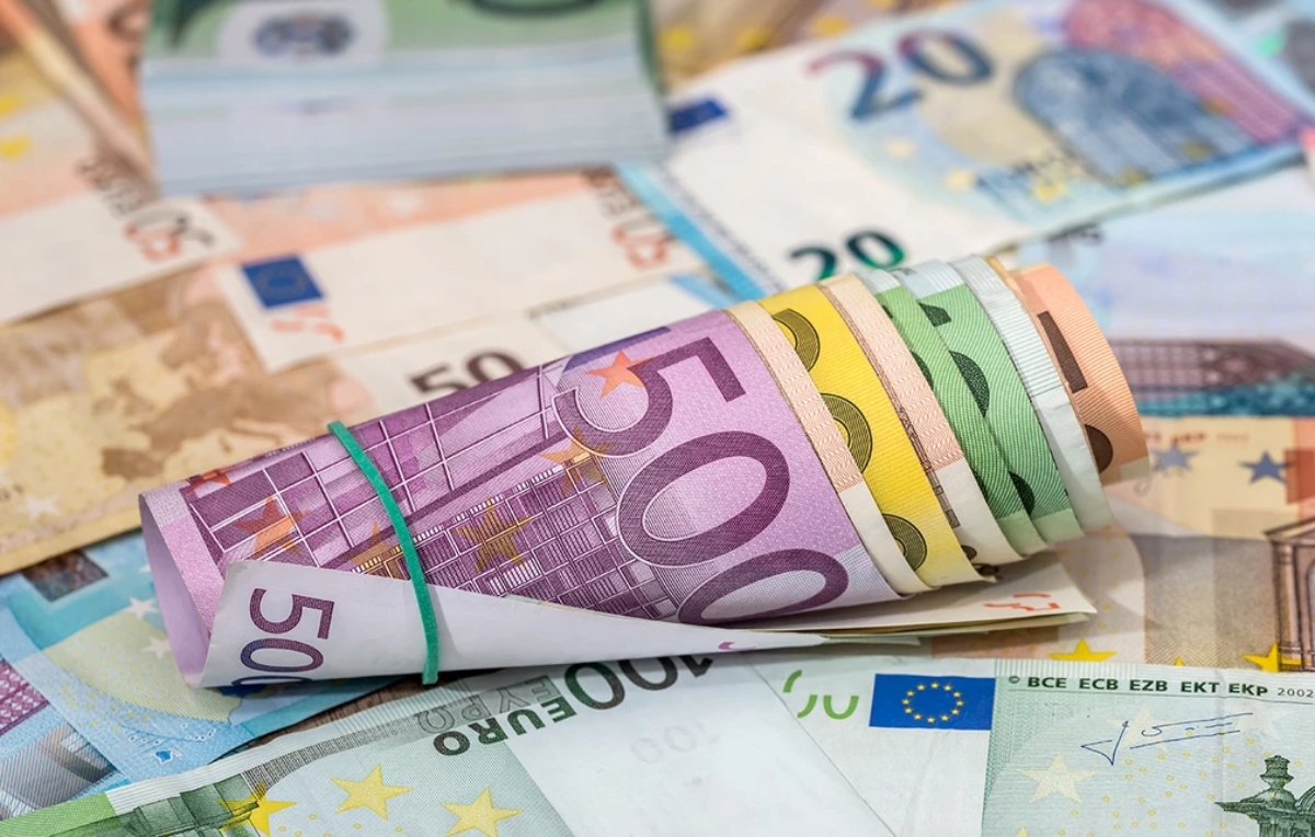 Μεσοπρόθεσμο Σχέδιο 2025-2028: Οι νέες φοροελαφρύνσεις που φέρνει η μείωση της φοροδιαφυγής