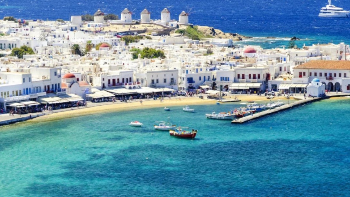 Tα 6 ελληνικά νησιά με την καλύτερη νυχτερινή ζωή