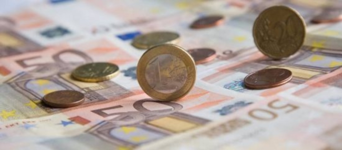 Προϋπολογισμός: Πάνω η ανάπτυξη 2,3%, κάτω ο πληθωρισμός 2,1%