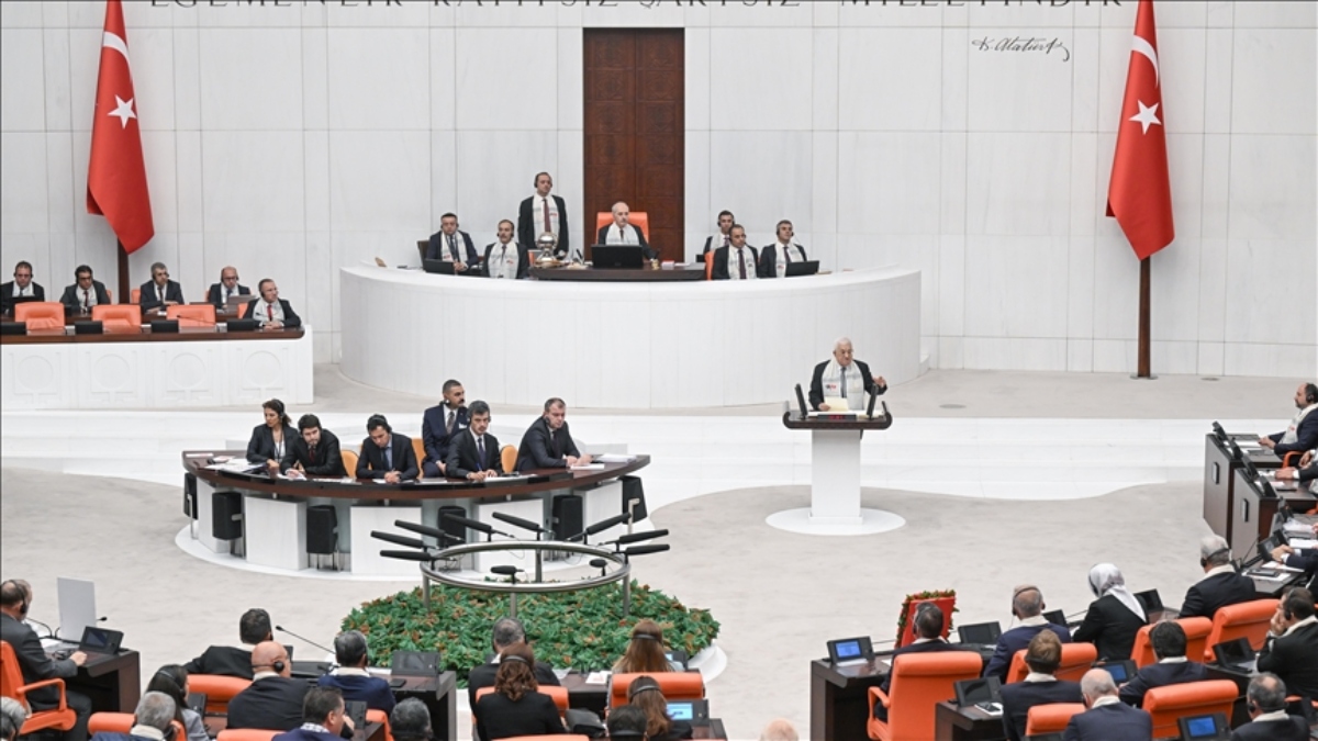 Η τουρκική κυβέρνηση υπερασπίζεται το φορολογικό σχέδιο για τη χρηματοδότηση της αμυντικής βιομηχανίας