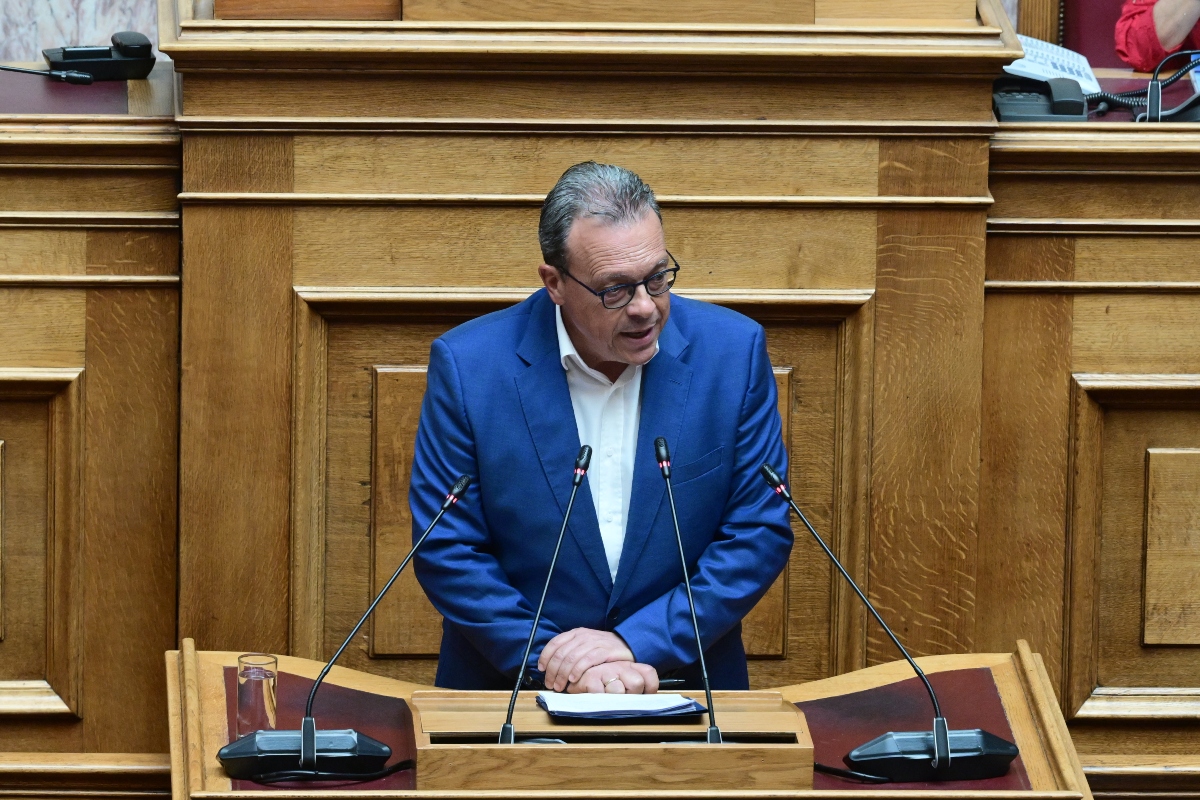 Φάμελλος: Είμαι περήφανος γιατί συμμετείχα στην κυβέρνηση Τσίπρα