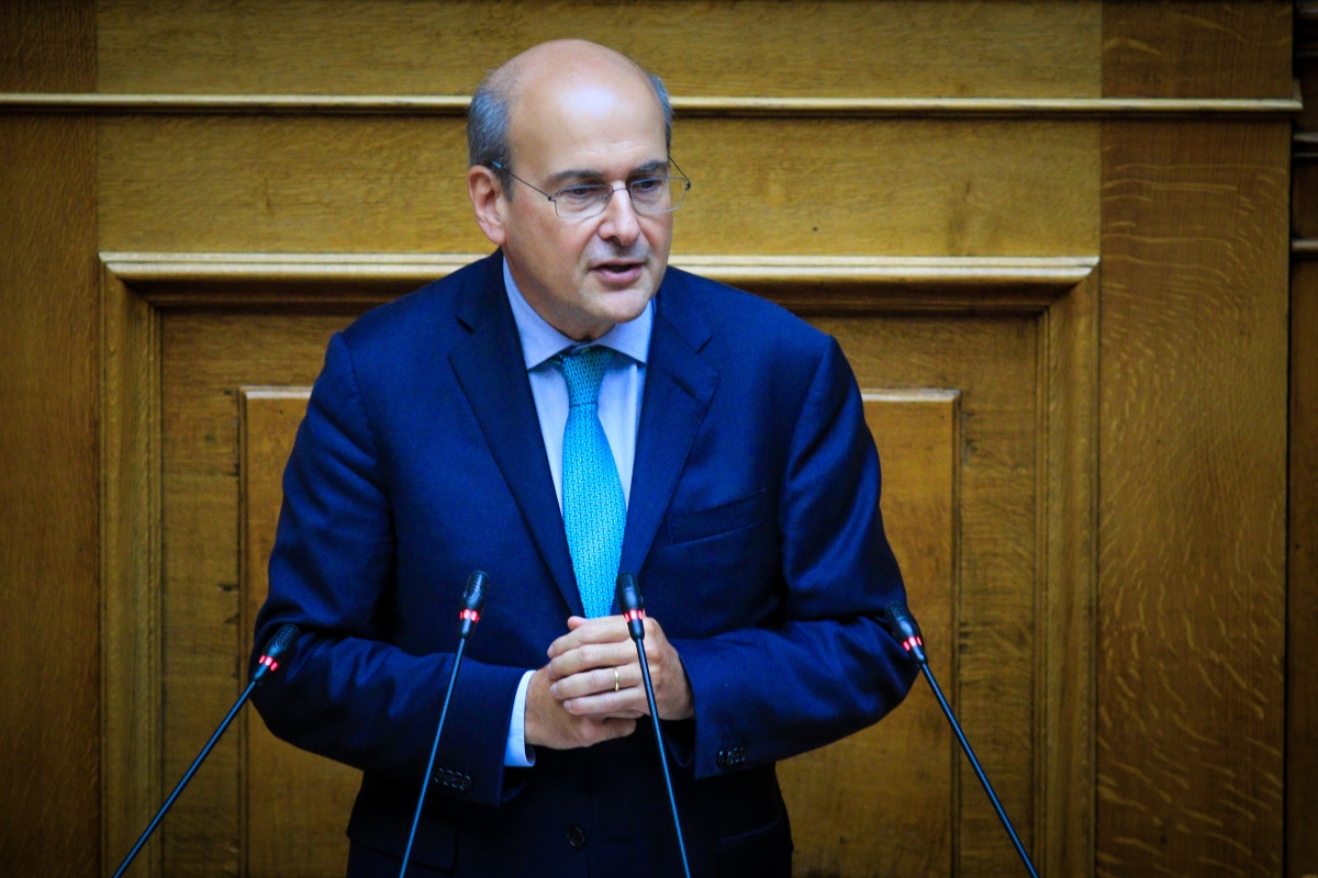 Χατζηδάκης: Δαπάνες 13,8 δισ. ευρώ στην 4ετία για άμυνα, παιδεία, υγεία, συντάξεις και ευάλωτους πολίτες