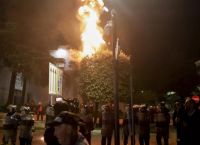 Αλβανία: Επεισόδια σε αντικυβερνητική διαδήλωση στα Τίρανα (vid)