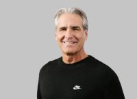 Το νέο αφεντικό της Nike θα μπορούσε να εξετάσει το ενδεχόμενο να γίνει Big Sneaker