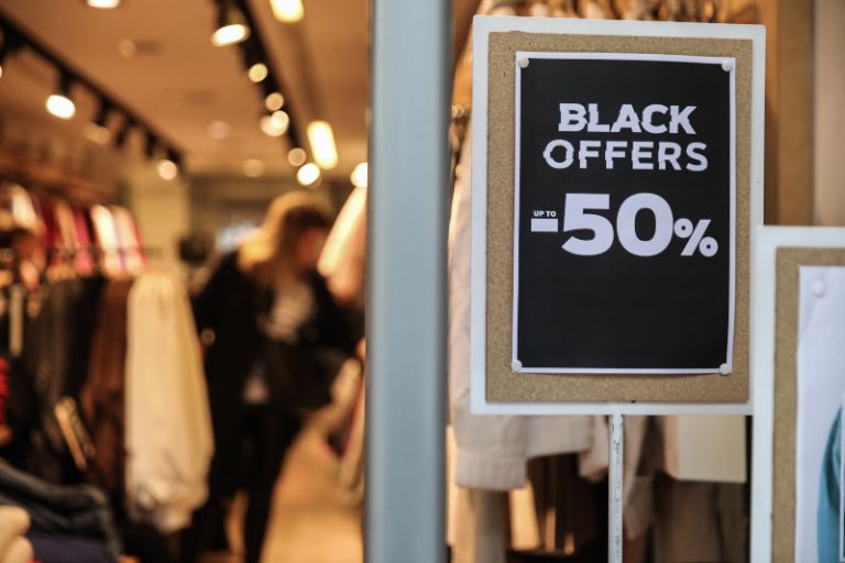 Black Friday και Cyber Monday 2024: Οι ημερομηνίες των «γιορτών των εκπτώσεων»