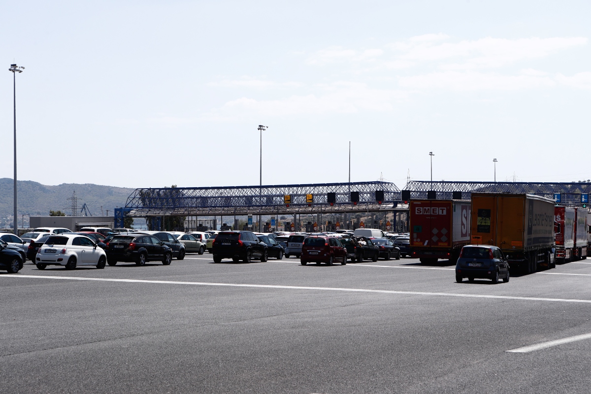 Επιστρέφουν οι εκδρομείς από το τριήμερο της 28ης Οκτωβρίου – Πού υπάρχει μποτιλιάρισμα