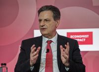 Σκυλακάκης: Οι αμερικανικές εκλογές θα επηρεάσουν τιμές, πράσινη μετάβαση