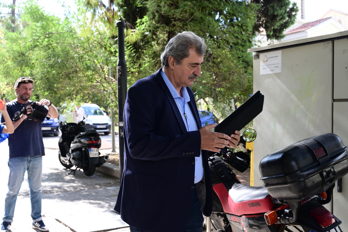 ΣΥΡΙΖΑ: Συνάντηση Κασσελάκη Πολάκη στην Κουμουνδούρου – Αμφίβολο αν θα γίνει η σύσκεψη