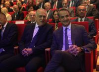 Oι ανακοινώσεις Μητσοτάκη – Θεοδωρικάκου για τις νέες επενδύσεις [Live]
