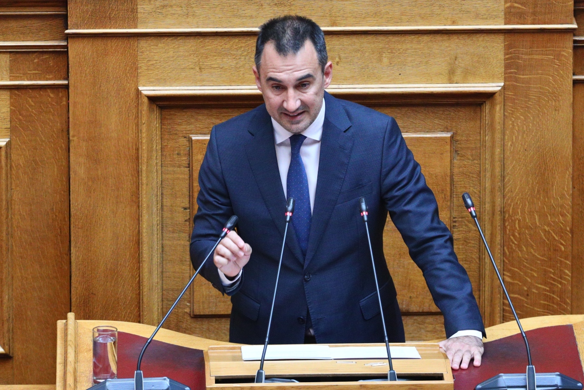Στο νοσοκομείο εισήχθη εσπευσμένα ο Αλέξης Χαρίτσης: Αντιμετωπίζει αναπνευστικό πρόβλημα