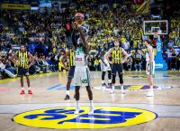 Παναθηναϊκός: Καταγγελία στη Euroleague για τις σημαίες του ψευδοκράτους στο γήπεδο της Φενέρ