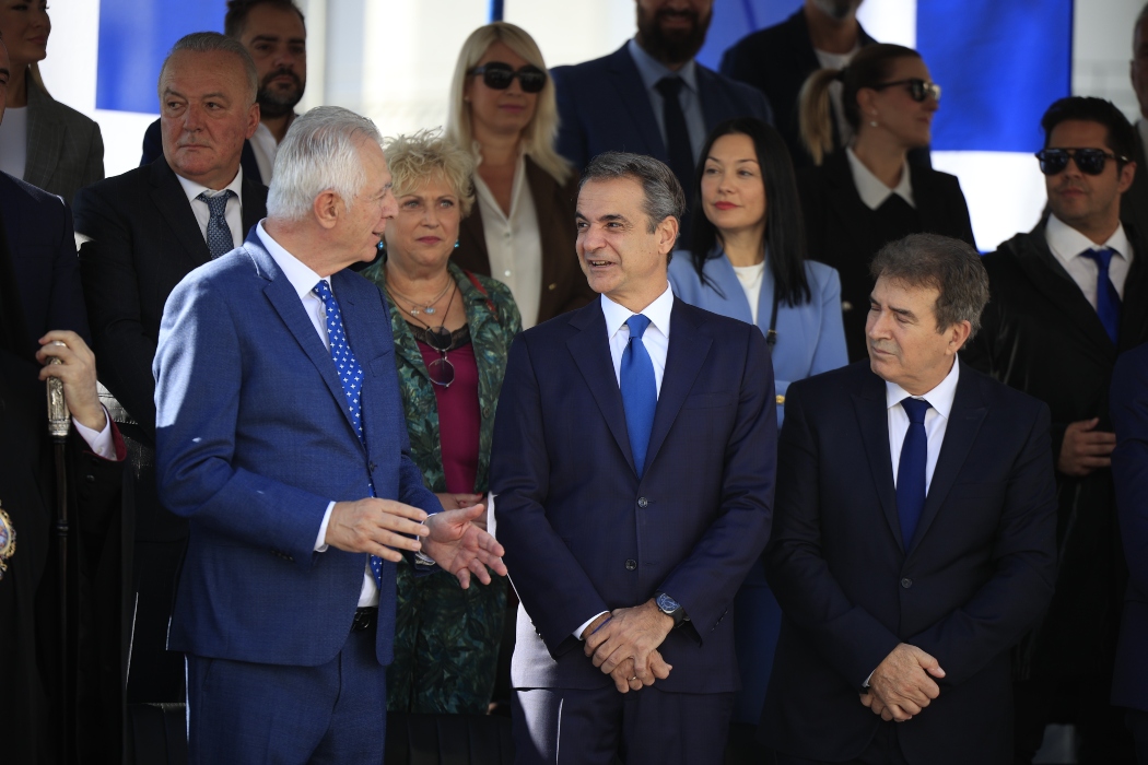 Mitsotakis: Greece’s armed forces are fully ready to secure our national integrity and make us all feel safe’