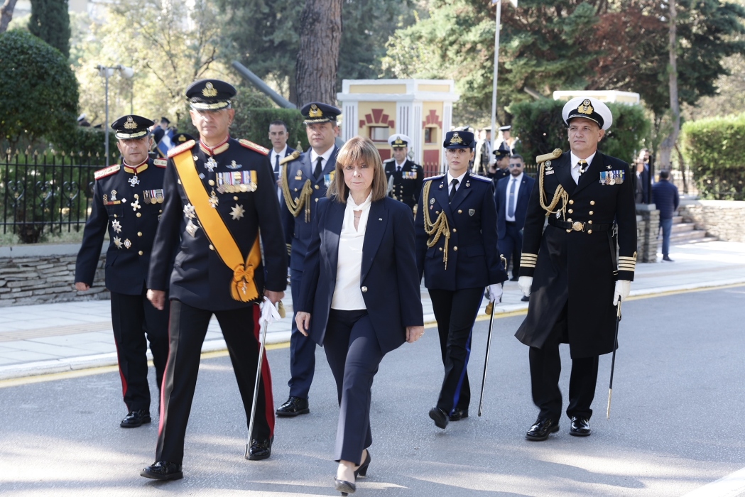 Σακελλαροπούλου: Πολύτιμη παρακαταθήκη, το σθένος και η ομοψυχία των ηρώων του ’40
